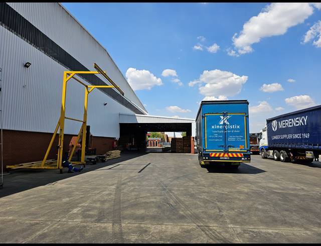 10,542M² FACTORY FOR SALE IN KLIPRIVIER